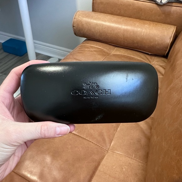 Coach sunglasses - Picture 2 of 5